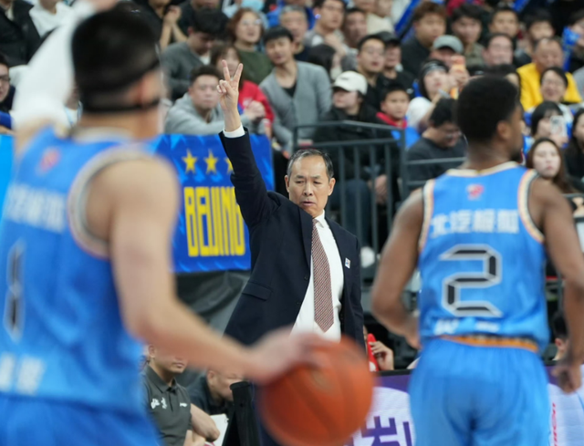 开云官方直播-北京首钢VS山西男篮！许利民拒绝输球，斯佩尔曼缺席，央视直播